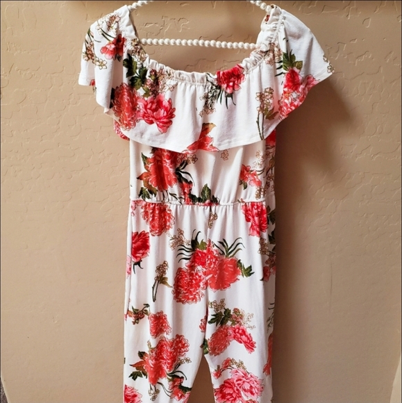 "Love" Flower Jumpsuit - Picture 4 of 4